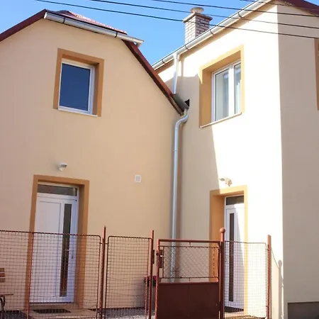 Apartmanovy Dom Maria Banska Stiavnica Exterior photo