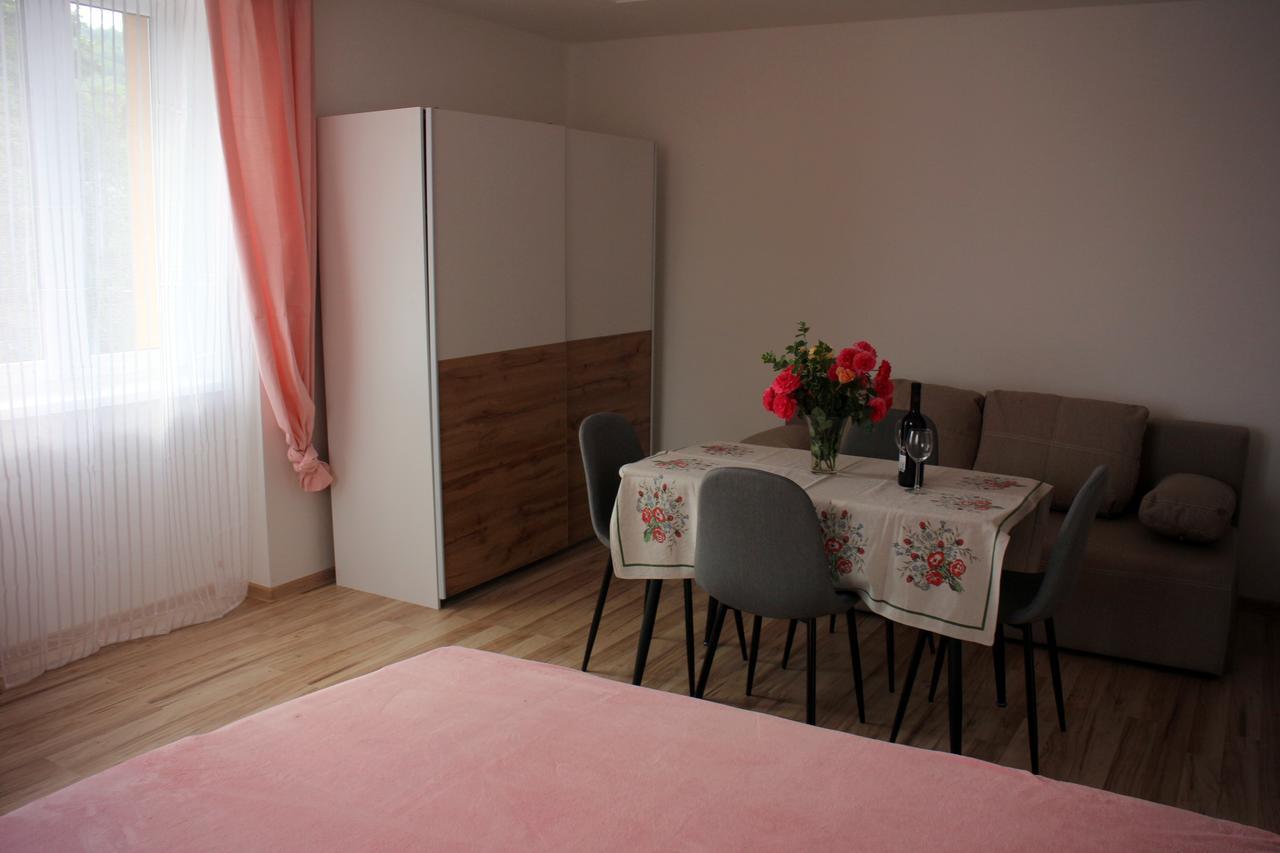 Apartmanovy Dom Maria Apartment *